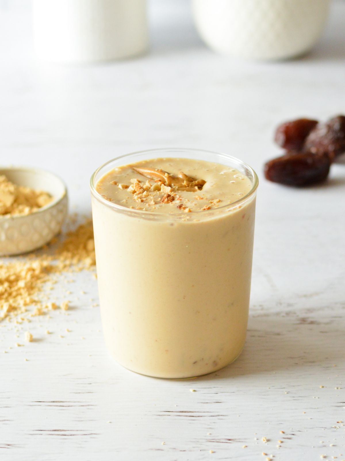 https://sipsipsmoothie.com/wp-content/uploads/2023/02/a-peanut-butter-smoothie.jpg