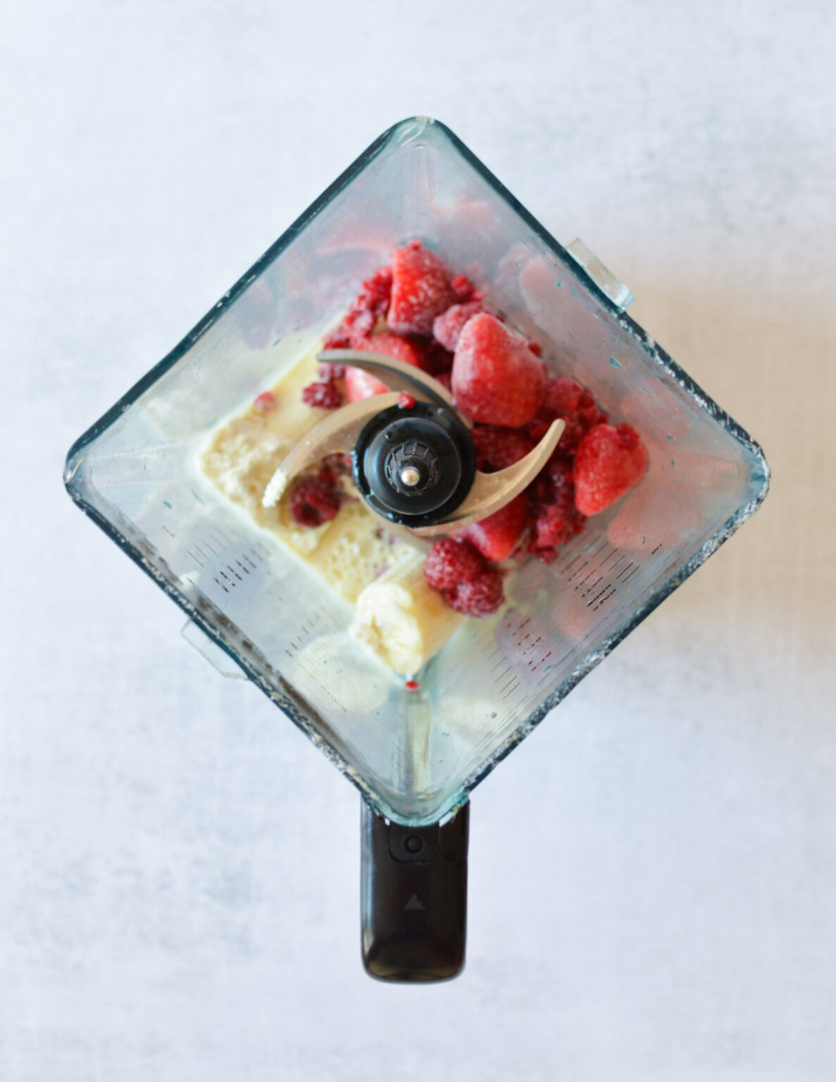 Smoothie King Banana Berry Treat Copycat Sip Sip Smoothie