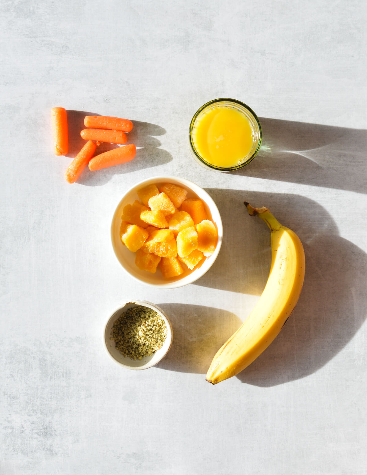 carrots, orange juice, mango, banana, hemp hearts.