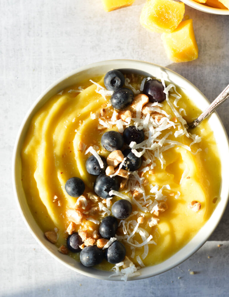 Mango Smoothie Bowl – 3 Ingredients!